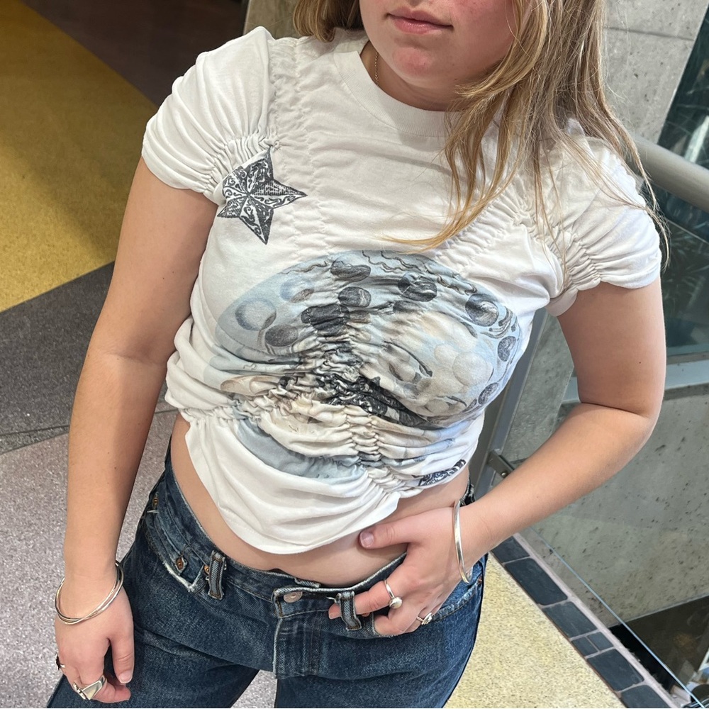 604 Service scrunchie top
